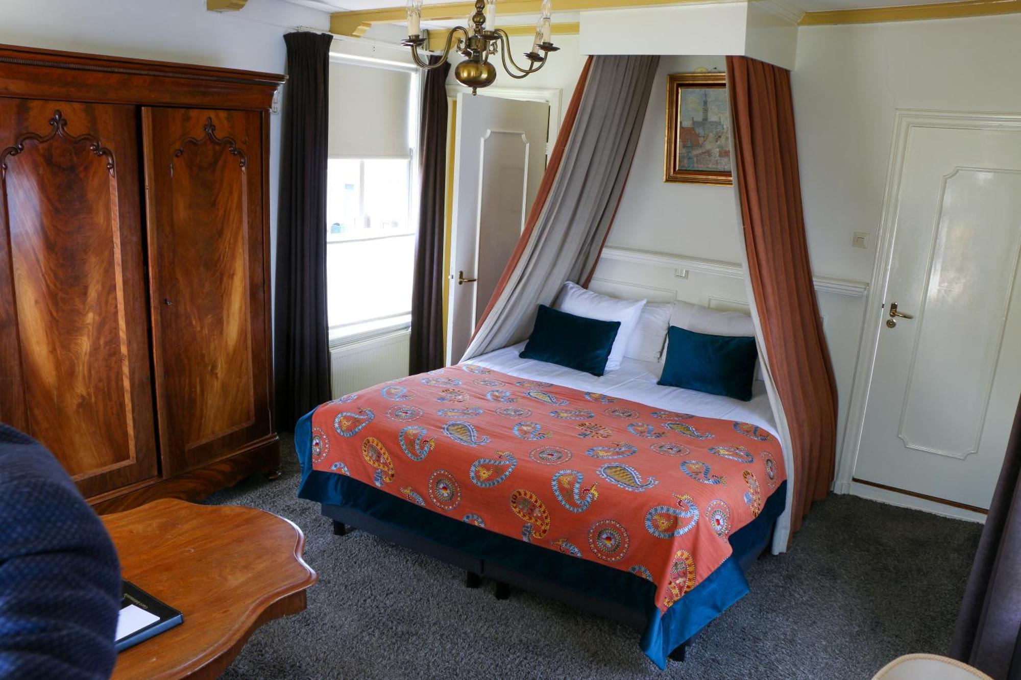 ויר Auberge De Campveerse Toren מראה חיצוני תמונה